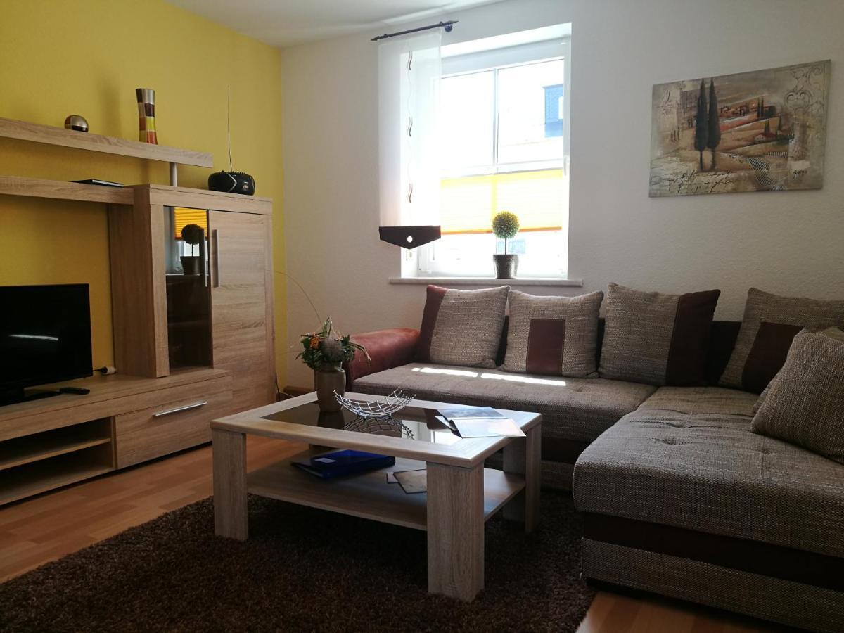Ferienwohnung - August-Bebel-Str. 19 Oelsnitz  Esterno foto